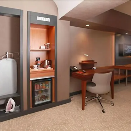 מלון Ramada Plaza By Wyndham Izmit קוג'לי