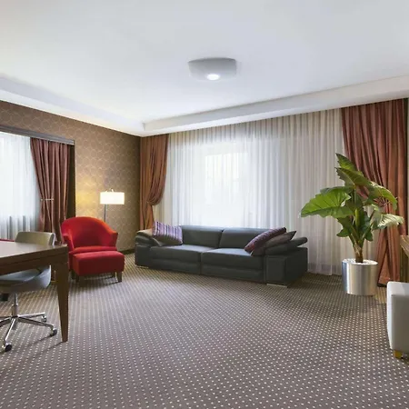 Ramada Plaza By Wyndham Izmit 5*