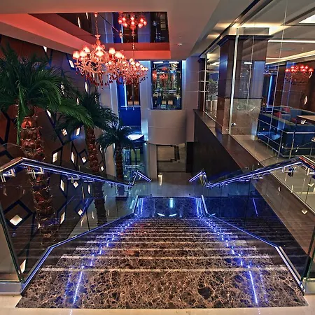 Ramada Plaza By Wyndham Izmit Szálloda 5*