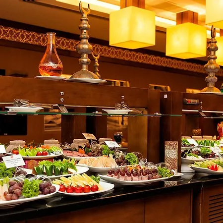 Ramada Plaza By Wyndham Izmit Szálloda 5*
