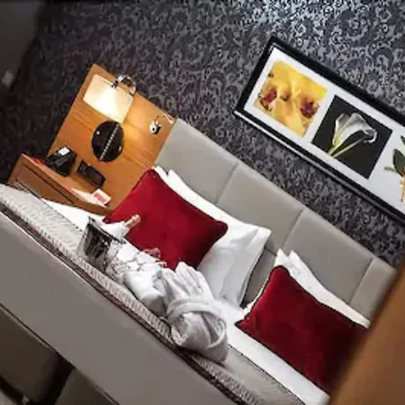 Ramada Plaza By Wyndham Izmit Отель