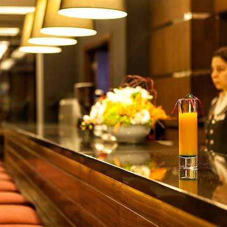 Ramada Plaza By Wyndham Izmit 5*