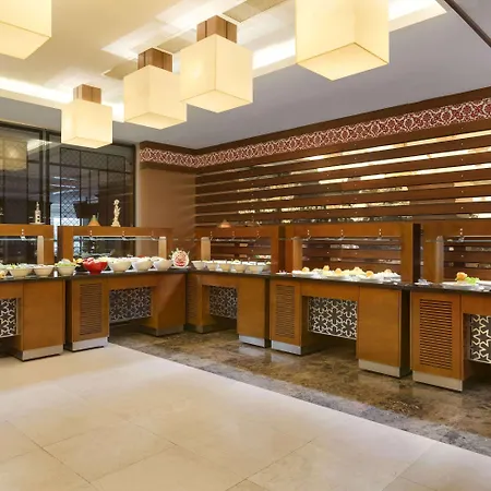 Hotel Ramada Plaza By Wyndham Izmit 5*