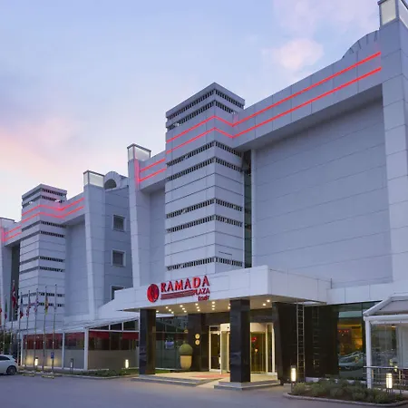 Отель Ramada Plaza By Wyndham Izmit