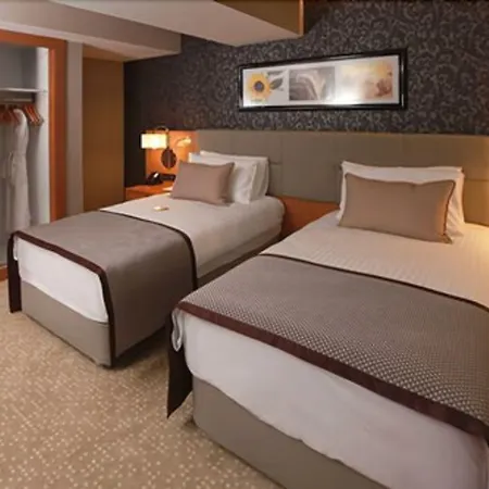 Отель Ramada Plaza By Wyndham Izmit