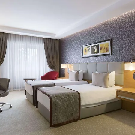 Ramada Plaza By Wyndham Izmit Hotel 5*
