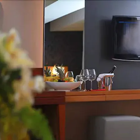 Ramada Plaza By Wyndham Izmit 5*